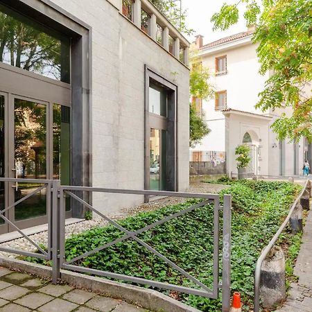 Design Spacious Loft In Navigli - Hosted By Sweetstay 밀라노 외부 사진