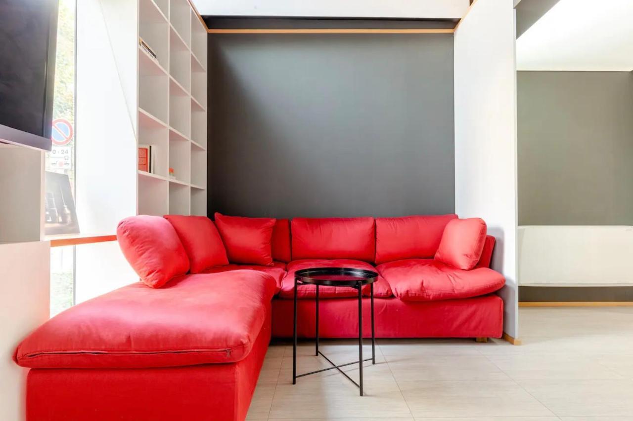 Design Spacious Loft In Navigli - Hosted By Sweetstay 밀라노 외부 사진